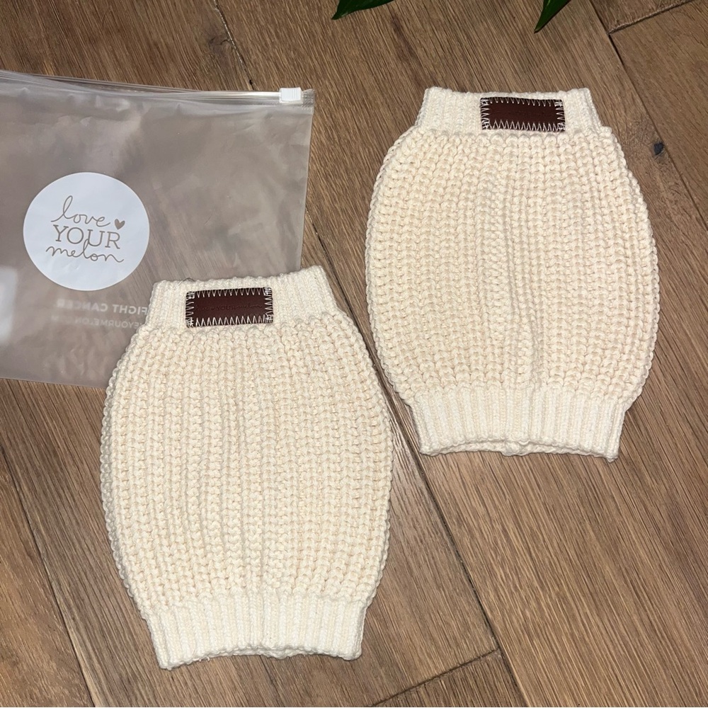Love Your Melon NWT Boot Cuff knit leg warmers in cream